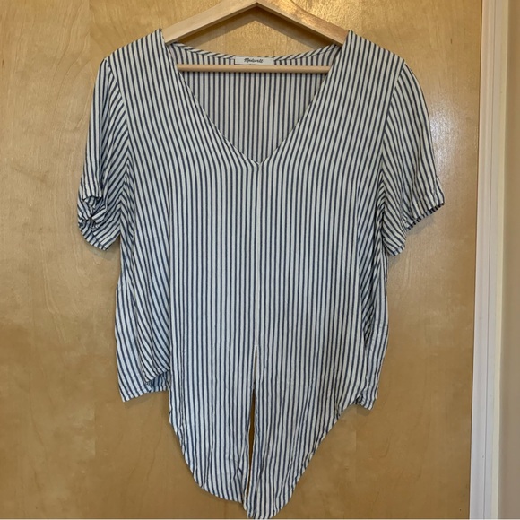 Madewell Novel Tie-Front V-Neck Top in Blue/White Stripe, size Medium Petite - Picture 5 of 7